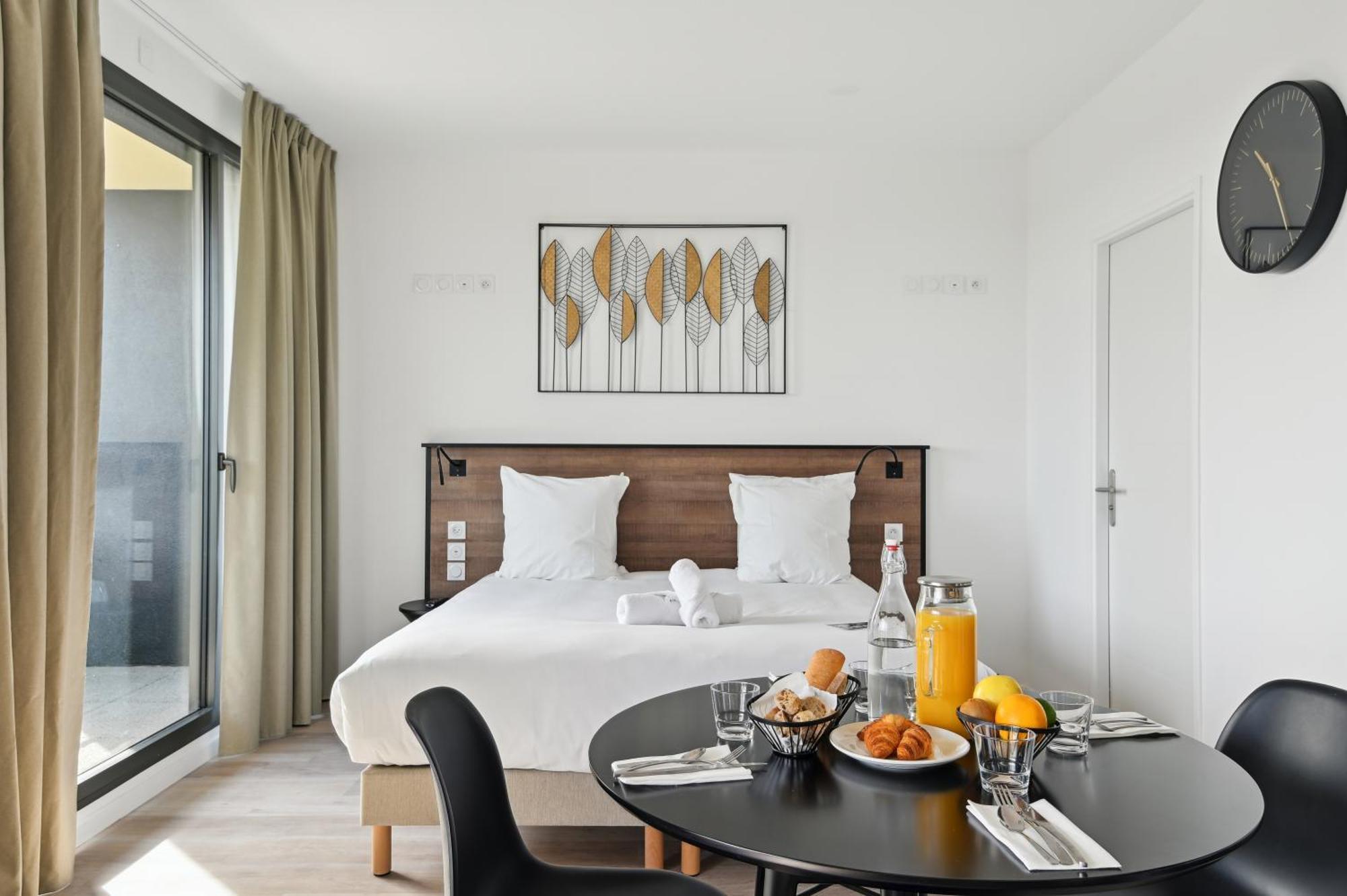 All Suites Paris Ouest Colombes Коломб Экстерьер фото