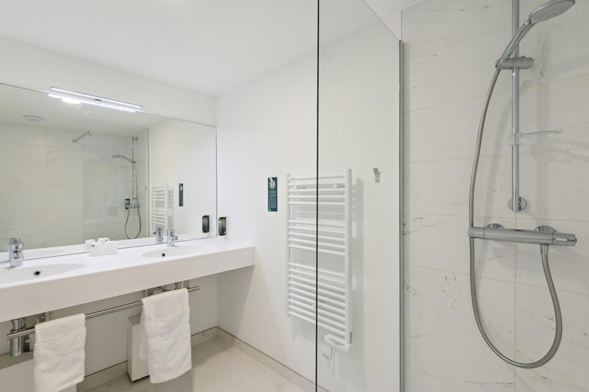 All Suites Paris Ouest Colombes Коломб Экстерьер фото