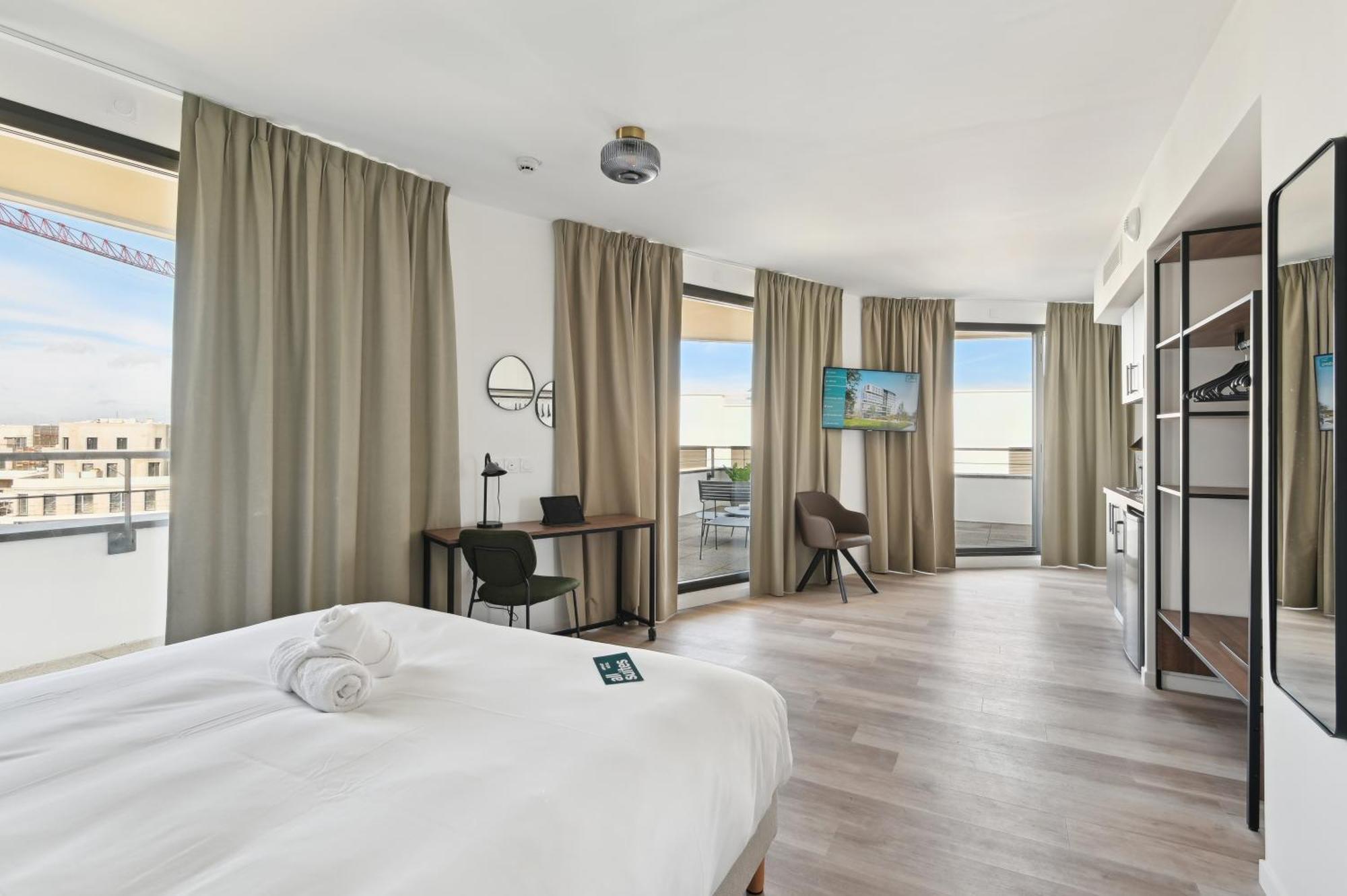 All Suites Paris Ouest Colombes Коломб Экстерьер фото